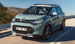 Citroen C3 Aircross - front tracking